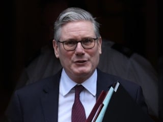 Epstein belgeleri nedeniyle hedefte: Starmer'dan "istifa etmeyeceğim" mesajı