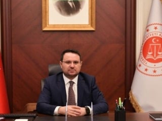 Akın Gürlek kimdir, kaç yaşında, nereli? Yeni Adalet Bakanı Akın Gürlek'in biyografisi...