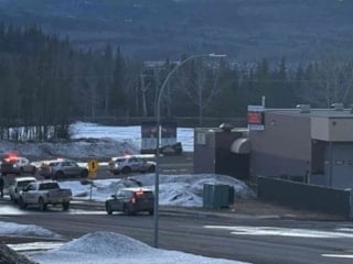 Kanada’da liseye silahlı saldırı: En az 10 kişi hayatını kaybetti