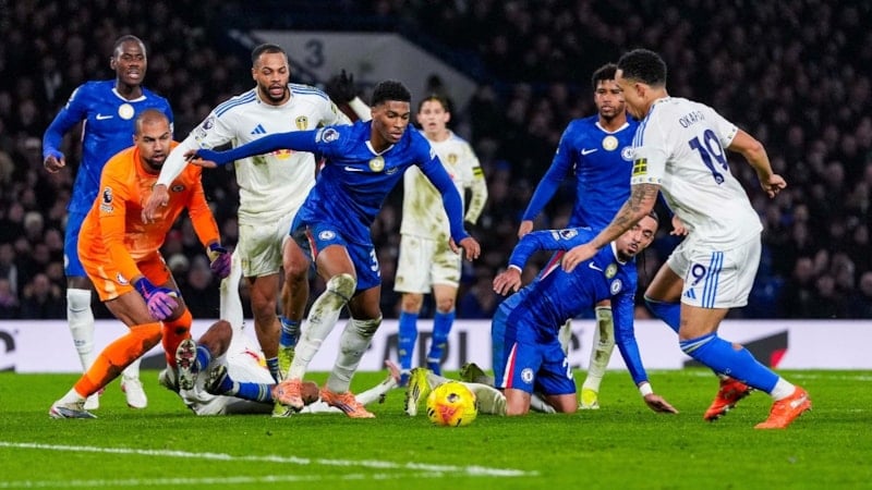 Chelsea üstünlüğünü koruyamadı: Leeds United'a takıldı
