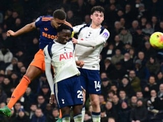 Newcastle United deplasmanda Tottenham'ı devirdi