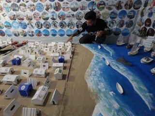 Gazze’nin yıkımını maketlerle anlatıyorlar: Filistinli gençlerden hafızaya kazınan çalışma