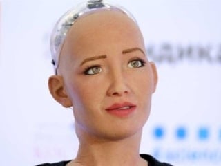 Bir robota vatandaşlık veren ilk ülke hangisidir? İşte yanıtı