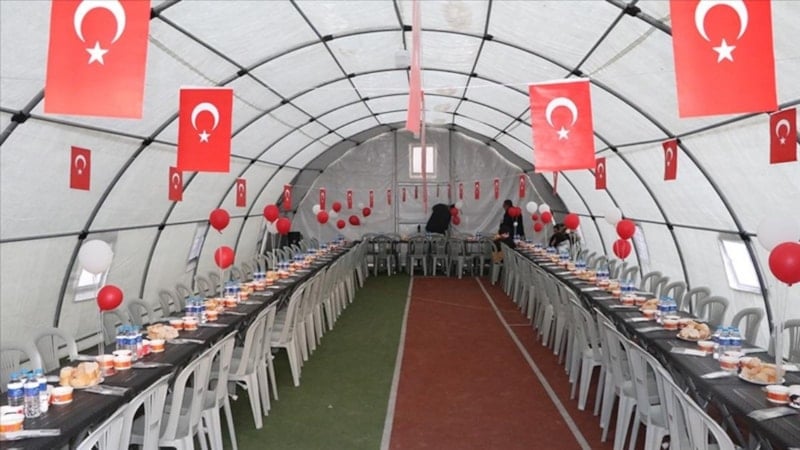 İstanbul iftar çadırları listesi 2026: Hangi ilçelerde kuruldu? Şişli, Eminönü, Sultanahmet, Üsküdar...