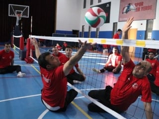 Oturarak Voleybol Erkek Milli Takımı, 2028 olimpiyatları için mücadele ediyor