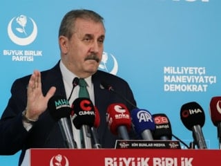 Mustafa Destici: Çocuklara yönelik sosyal medya düzenlemesinde maalesef geç kaldık