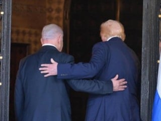 Donald Trump ile Netanyahu bir araya geldi