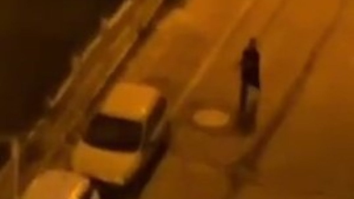 Adana'da iki grup arasındaki tüfekli kavga kameraya yansıdı