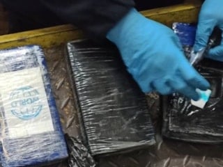 Türkiye'ye kokain sokmak isteyen Bulgar polisi yakalandı