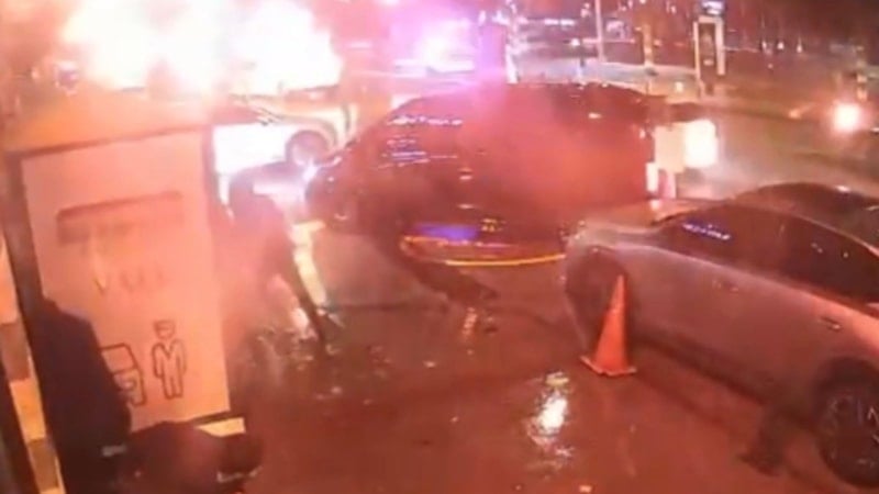 Gaziantep’te lüks restorana silahlı saldırı kamerada