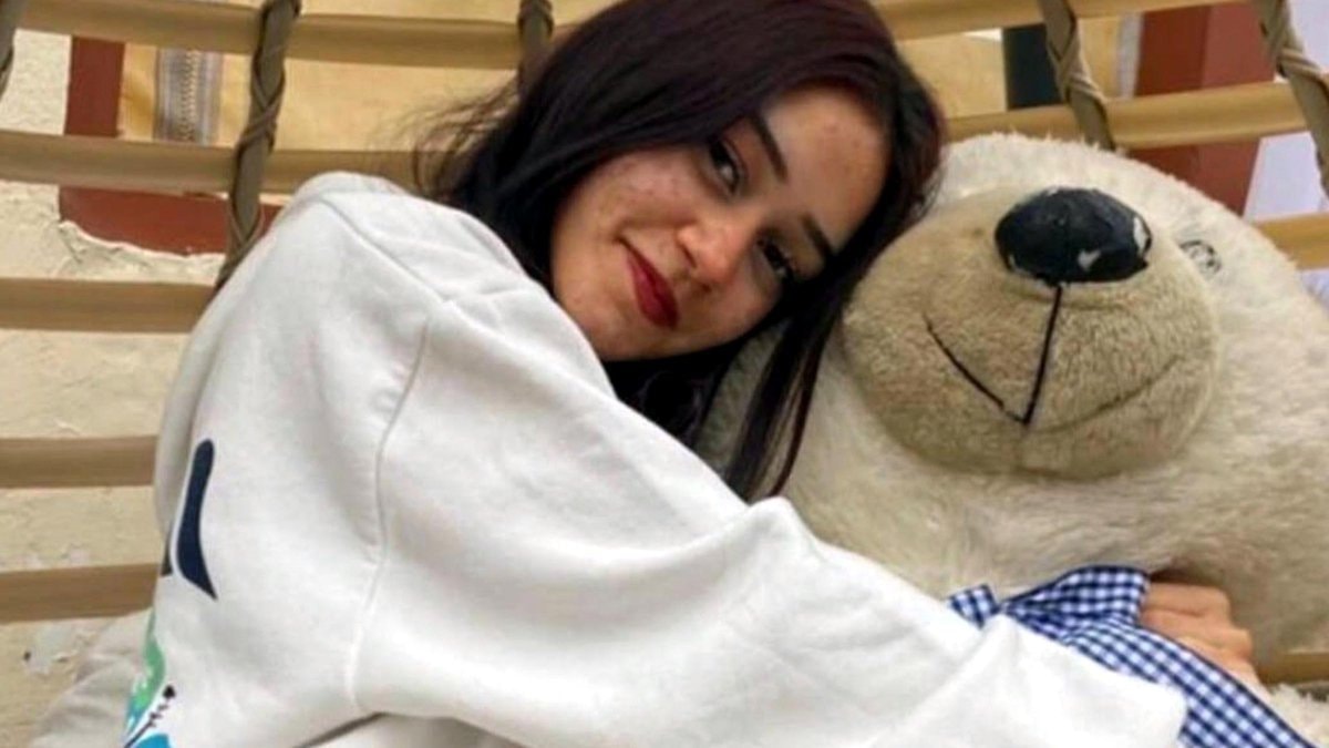 Edirne'de Gülden'i 30 bıçak darbesiyle katleden sanığa 19 yıl hapis