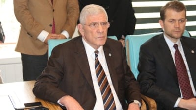 Müsavat Dervişoğlu’ndan Zeynep Güneş’e ziyaret