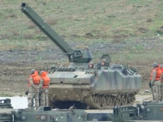 Çanakkale'de Mehmetçik'ten 'Durgun Sulardan Geçiş Eğitimi'