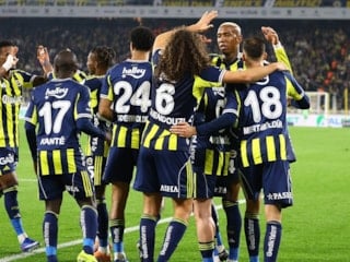 Avrupa'da Fenerbahçe, Benfica ve Slavia Prag'a yan bakılmıyor