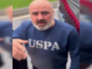 İstanbul Küçükçekmece'de kamyon sürücüsü saldırıya uğradı