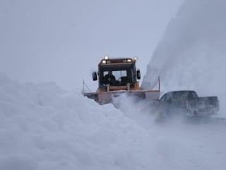 Kars'ta kar yağışı etkisini sürdürüyor