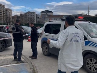 Bursa’da kadın öğretmen eski nişanlısı tarafından silahlı saldırıya uğradı