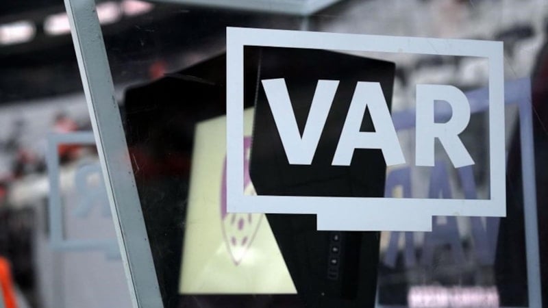 Trabzonspor - Fenerbahçe maçının VAR'ı Ömer Faruk Turtay oldu