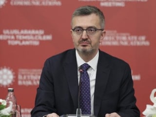 Burhanettin Duran uluslararası medya temsilcileriyle bir araya geldi