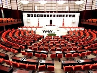 CHP, yılda 2 kez memurlara ikramiye ödenmesi için teklif verdi