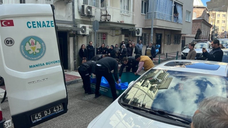 Manisa'da uykudaki eşinin boğazını keserek öldüren adamın ifadesi ortaya çıktı