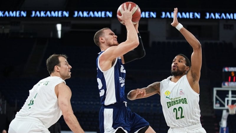 Bahçeşehir Koleji, Erokspor'u mağlup etti