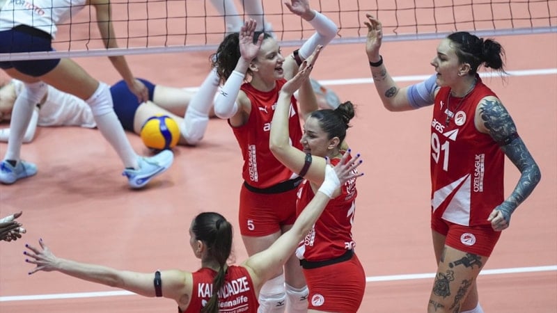 Aras Kargo, Aydın Büyükşehir Belediyespor'a set vermedi