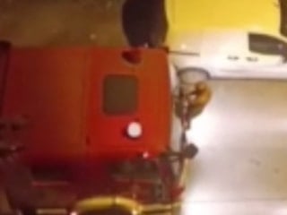 İstanbul'da cinnet getirip evini yaktı