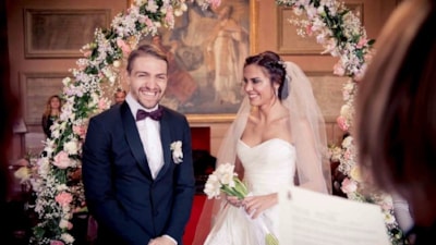 Caner Erkin eşi Şükran Ovalı ile nasıl tanıştıklarını anlattı