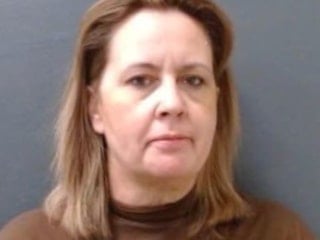 ABD'de evlat edindiği 2 çocuğu yıllarca kafese kapattı: 80 yıl hapse çarptırıldı