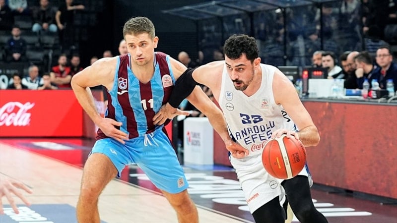 Anadolu Efes, Trabzonspor'u mağlup etti