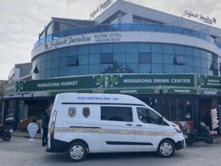 İzmir'de otel odasında yangın: 1 ölü, 1 yaralı