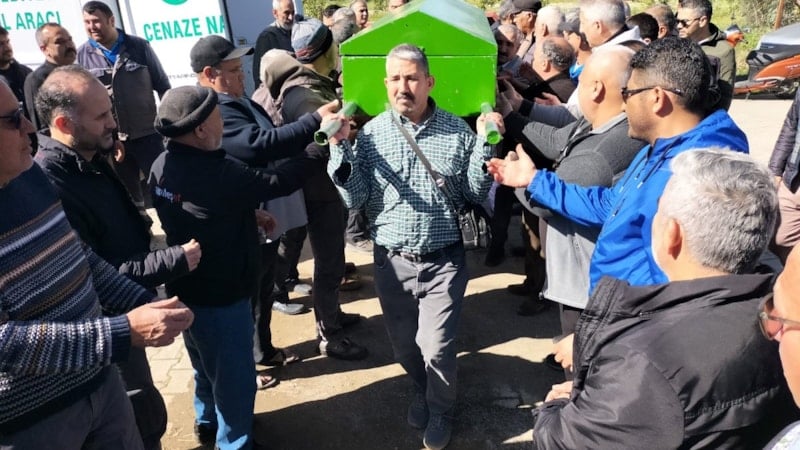 Muğla'da İngilizce öğretmeni ders sırasında kalp krizi geçirerek hayatını kaybetti