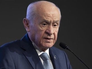 Devlet Bahçeli oyuncu Uraz Kaygılaroğlu'nu aradı