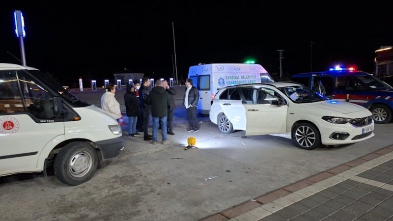 Afyonkarahisar'da 5 gündür park halinde olan otomobilden ceset çıktı