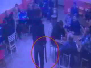 Ankara'da kahvehanede pompalı tüfekli saldırı kamerada