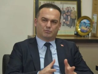 CHP, Hasbi Dede'yi ihraç talebiyle disipline sevk etti