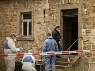 Almanya'da 82 yaşındaki kadının ölen annesinin cesedini maaş için sakladığı ortaya çıktı