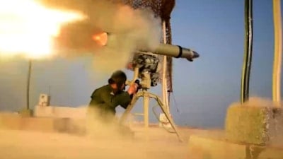 İran, Hürmüz Boğazı'nda askeri tatbikata başladı