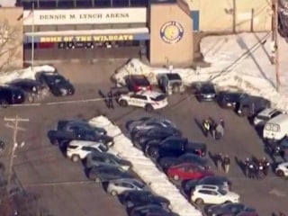 ABD'de buz hokeyi maçında silahlı saldırı: 1 ölü