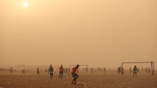 Senegal, Sahra Çölü'nden gelen tozun esareti altında