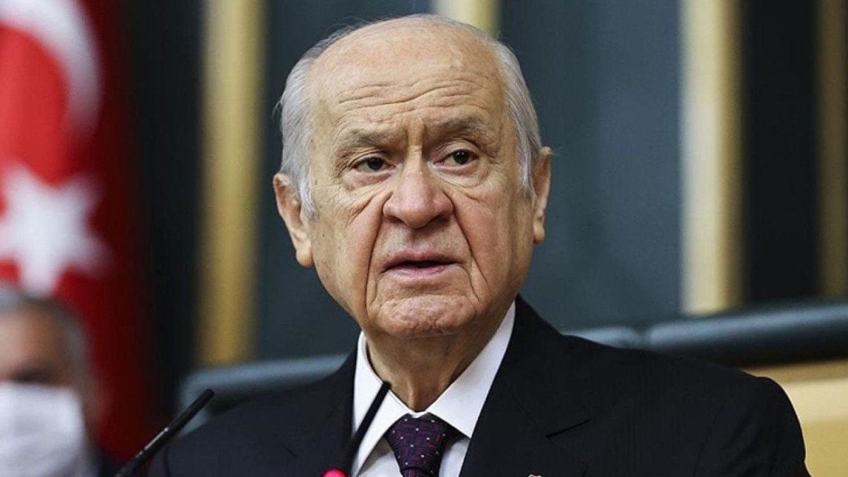 Devlet Bahçeli yıllar önceki püskevit çıkışına açıklık getirdi