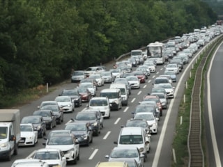 TÜİK: Trafiğe ocakta 144 bin 620 aracın kaydı yapıldı
