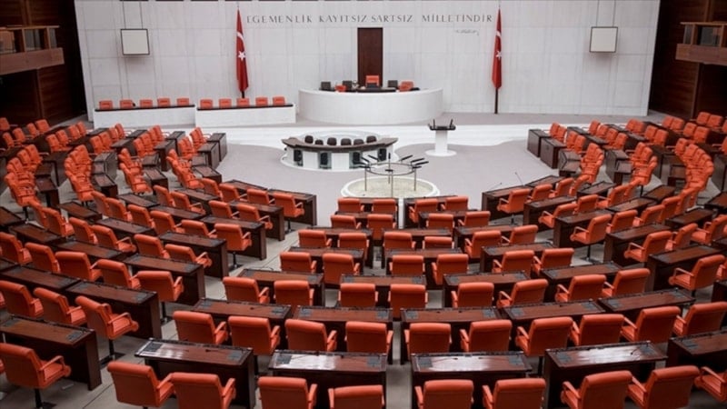 CHP'li Murat Emir ile Gökhan Günaydın'ın dokunulmazlık dosyaları TBMM'de