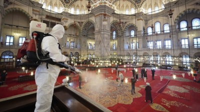 Fatih Camii, Ramazan'a gül suyuyla hazırlandı