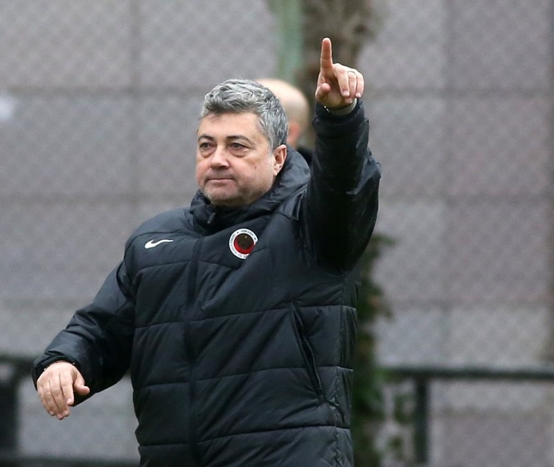 Gençlerbirliği, Levent Şahin ile ilk antrenmanına çıktı