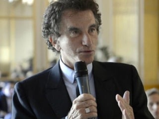 Fransa'da Epstein depremi: İstifa eden Lang'ın yerine Macron'a yakın isim getirildi