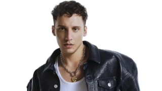 Hakkında yakalama kararı çıkarılan şarkıcı Edis'ten ilk açıklama