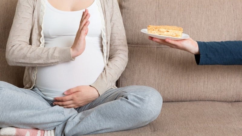 Hamilelikte oruç kararı anne ve bebeğin durumuna göre verilmeli