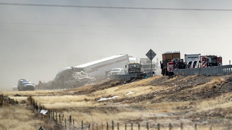 ABD’de kum fırtınası sebebiyle feci kaza: 4 ölü, 29 yaralı